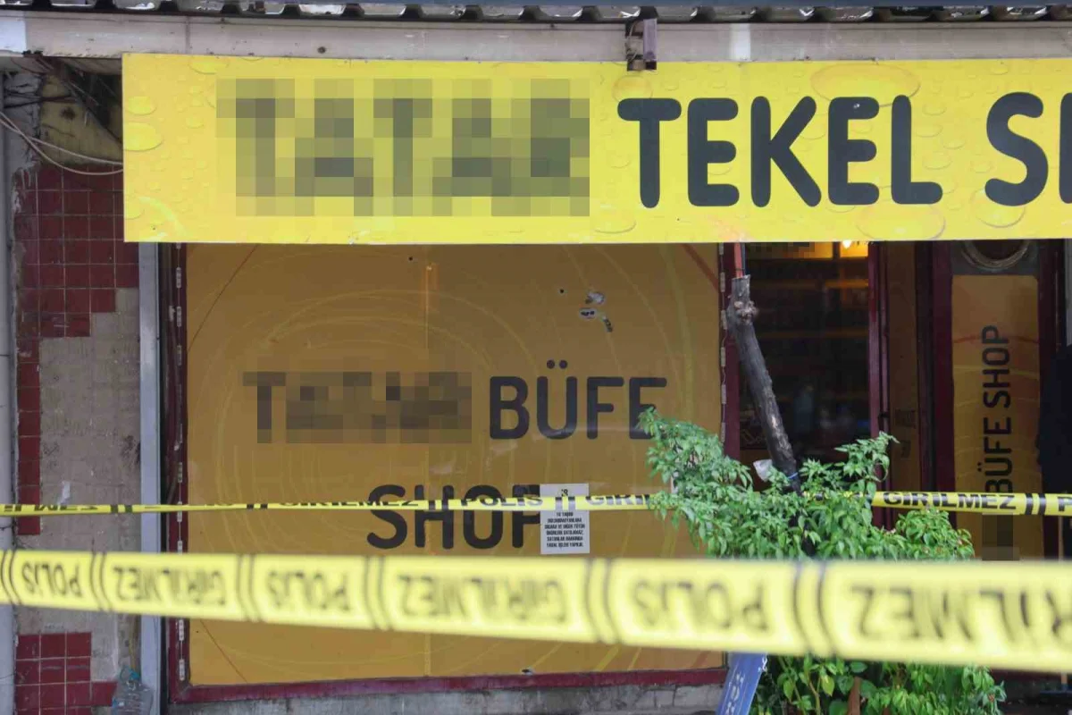 Adana'da motosikletli şüphelilerden tekel bayisine silahlı saldırı 5