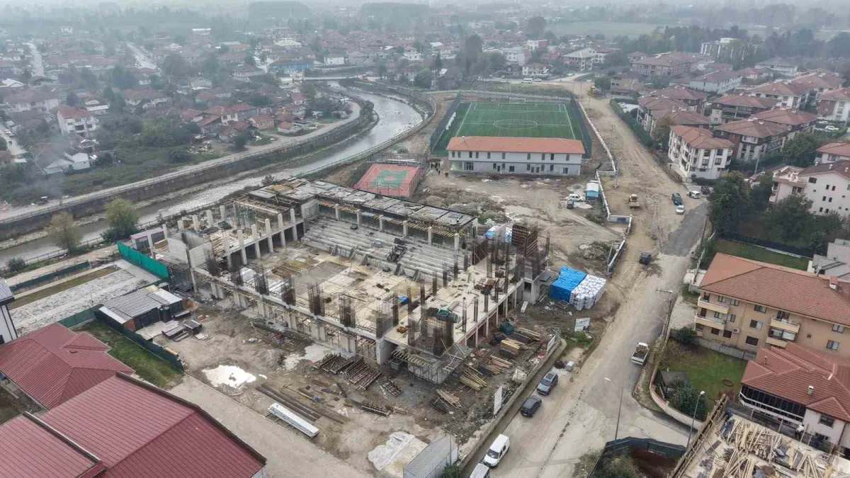 Düzce'deki 19 Mayıs Spor Kampüsü inşaatında sona yaklaşıldı 3