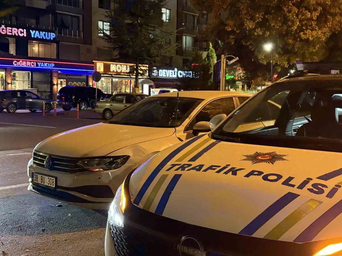 Kayseri'de otomobilin çarptığı üniversite öğrencisi ağır yaralandı 2