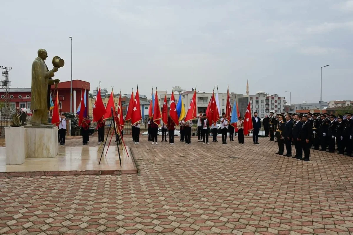 Silopi'de 29 Ekim Cumhuriyet Bayramı çelenk sunma töreniyle kutlandı 5