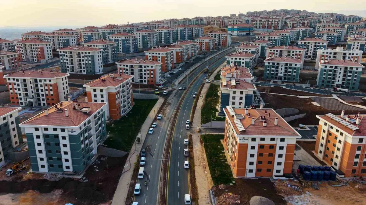 Deprem bölgesindeki inşa seferberliği ABD basınında: Saatte 23 konut üretildi 3