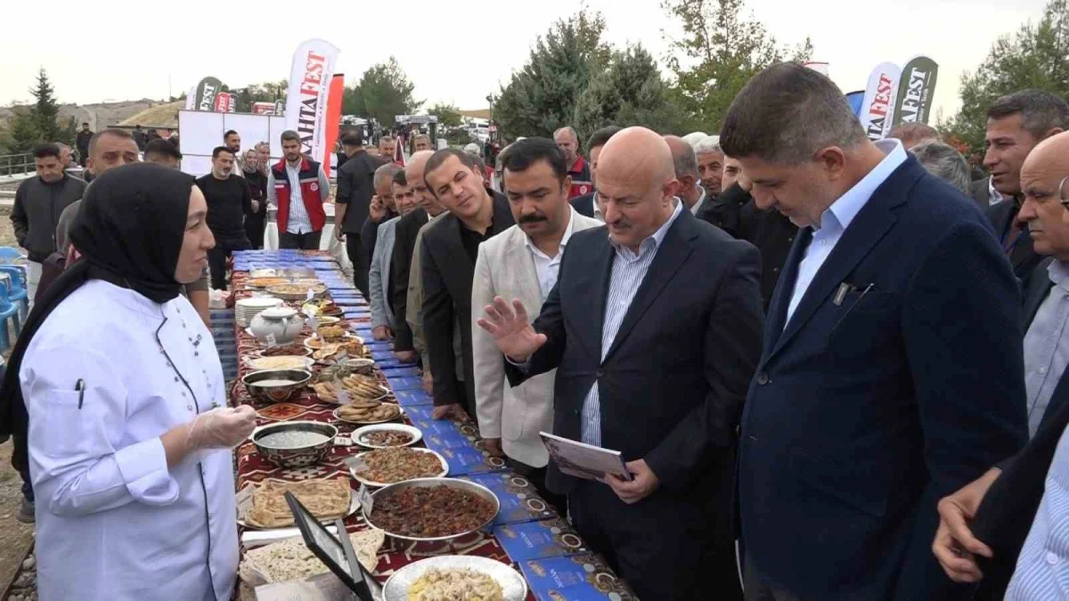 Kahta'da ilk kez düzenlenen kültür ve lezzet festivali tamamlandı 4