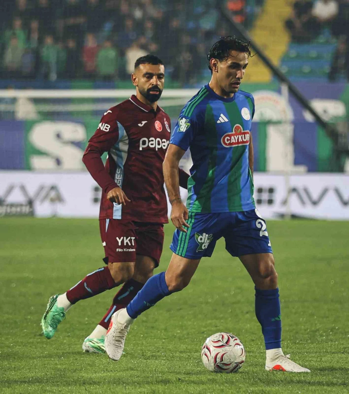 Çaykur Rizespor ilk yarıyı Trabzonspor karşısında önde kapattı 1
