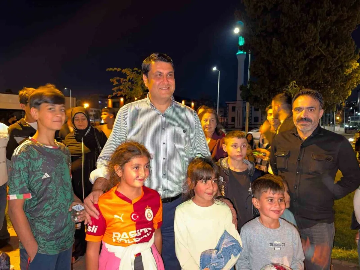 Şehitkamil'de Eydibaba Mahallesi'ne yeni yaşam alanı: Başkan Yılmaz gençlerle sahaya indi 5