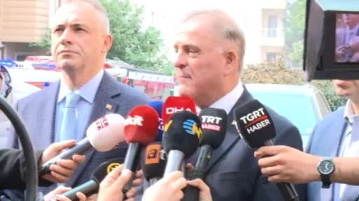 İBB Başkan Vekili Aslan: "1987 yılında yapılmış binanın üstüne birkaç kat ilave...