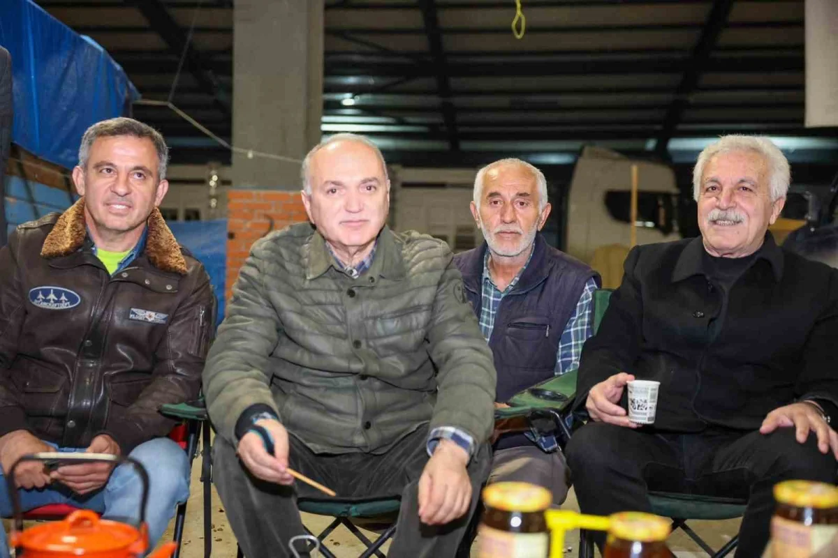 Düzce'de kuzu kestanesi pazarı hareketlendi: Başkan Faruk Özlü'den davet 2