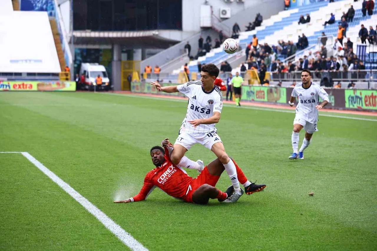 KASIMPAŞA, TRENDYOL SÜPER LİG'İN 8. HAFTASINDA EVİNDE SAMSUNSPOR İLE KARŞILAŞIYOR. MÜSABAKANIN İLK...