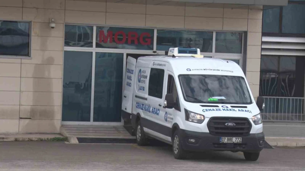 Antalya'da hortum faciasında can veren 4 işçinin cenazesi memleketlerine uğurlandı 5