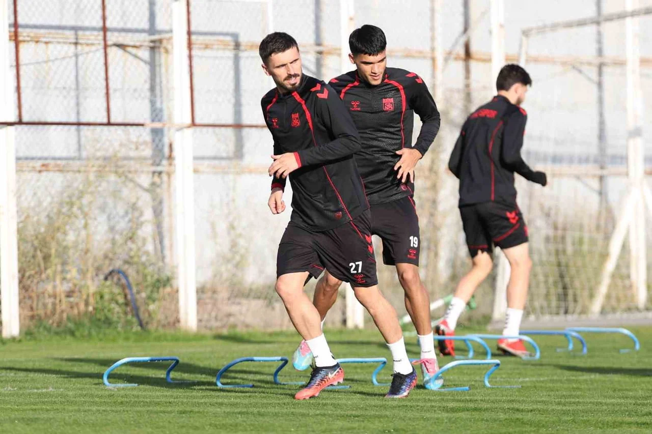 EKENLER BETON SİVASSPOR, TRENDYOL 1. LİG’İN 10. HAFTASINDA DEPLASMANDA KARŞILAŞACAĞI BANDIRMASPOR...