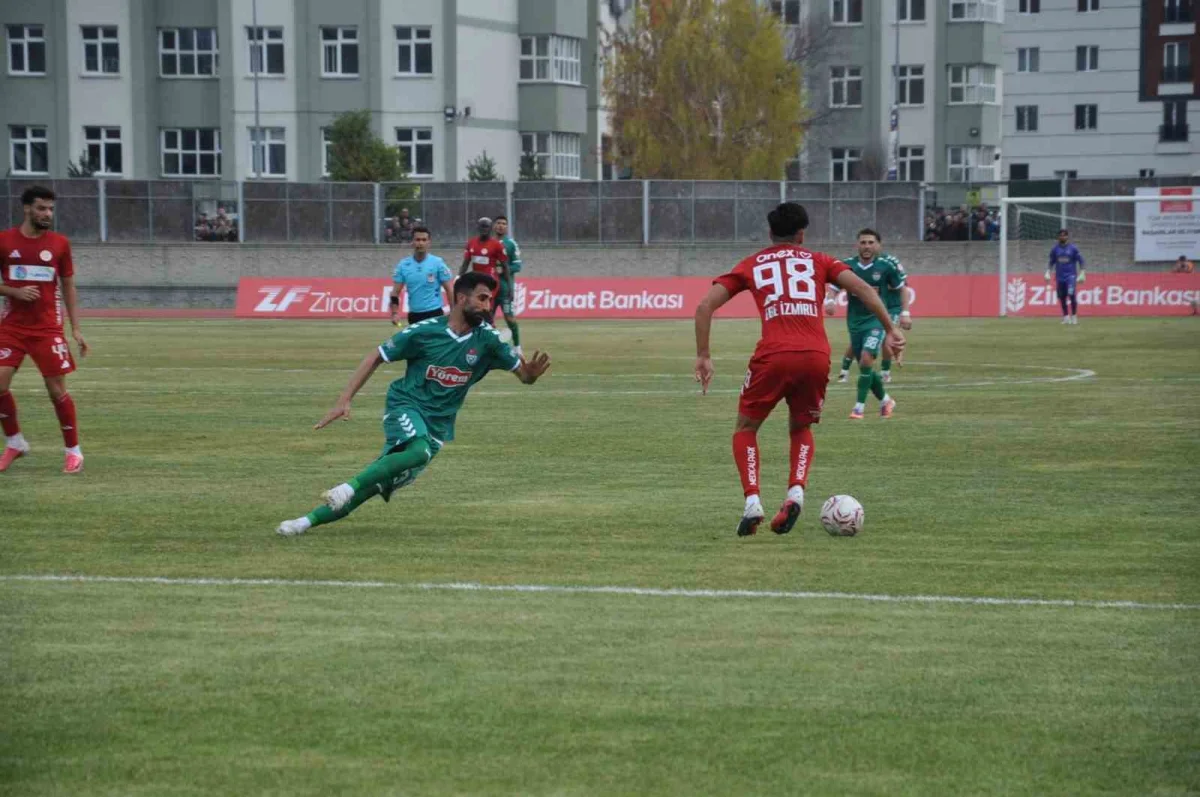 Kars 36 Spor kupaya veda etti: Antalyaspor sahadan 2-0 galip ayrıldı 5