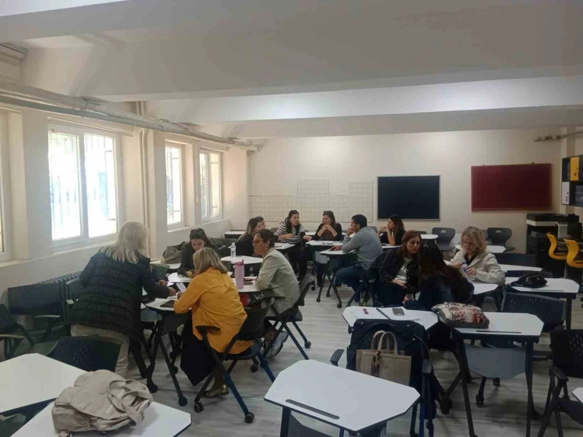 Aydın'da öğretmenlere yönelik uygulamalı STEM eğitimleri sona erdi 3