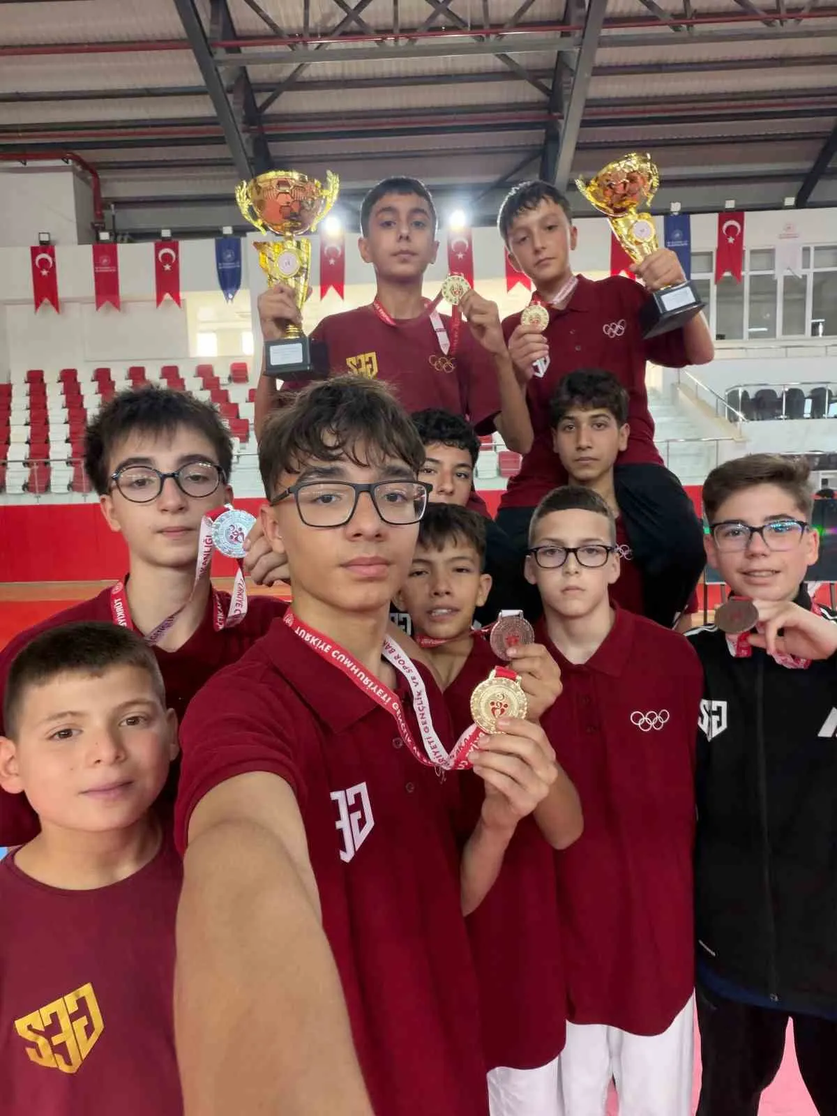 Aydınlı taekwondoculardan Kütahya'da 8 madalyalı şampiyonluk 3