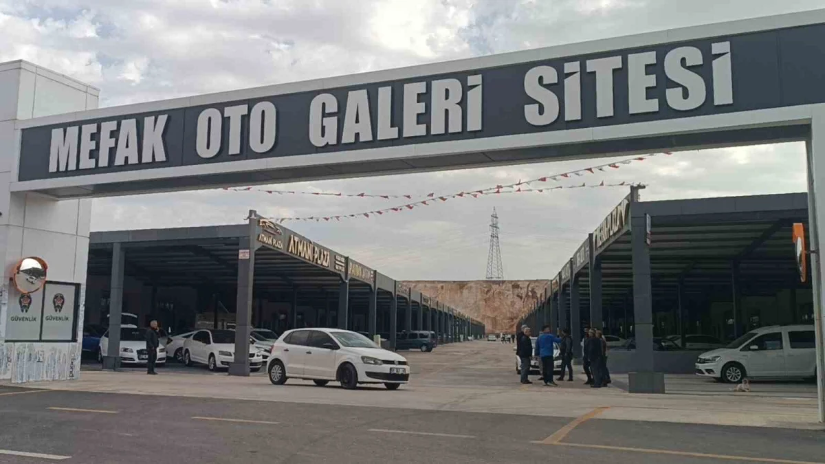 Şanlıurfa'da sanayi sitesi esnafından kavşak talebi: Can güvenliğimiz yok 4