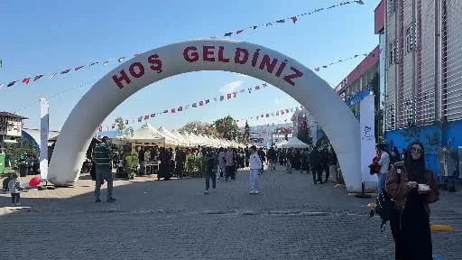 Karabük'te öğrenciler 81 ilin kültürünü tanıttı