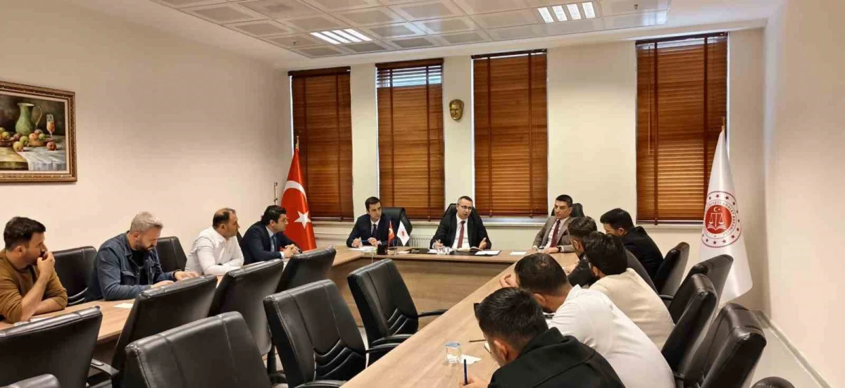 Elazığ'da uyuşturucuyla mücadele için koordinasyon toplantısı yapıldı 1