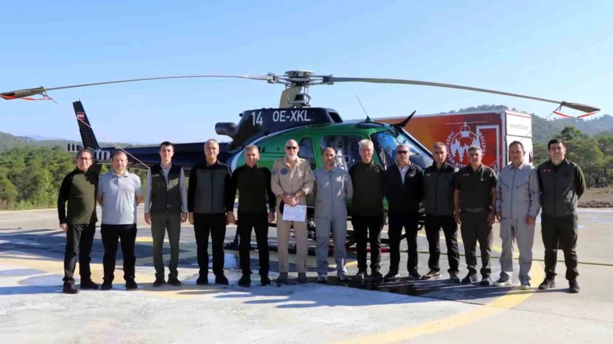 Muğla’da orman yangınlarıyla mücadele eden hava araçlarının görev süresi doldu 1