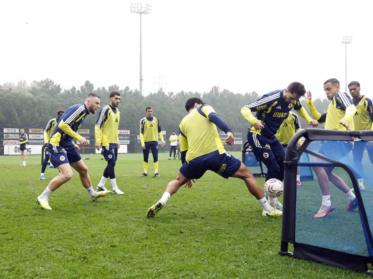 Fenerbahçe, Göztepe maçı hazırlıklarını sürdürüyor 3