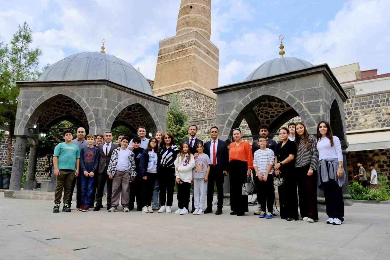 CİZRE, "BİZİM GÖK KUBBEMİZ" PROJESİ KAPSAMINDA EĞİTİM HEYETİ VE MİSAFİR ÖĞRENCİLERİ AĞIRLADI....