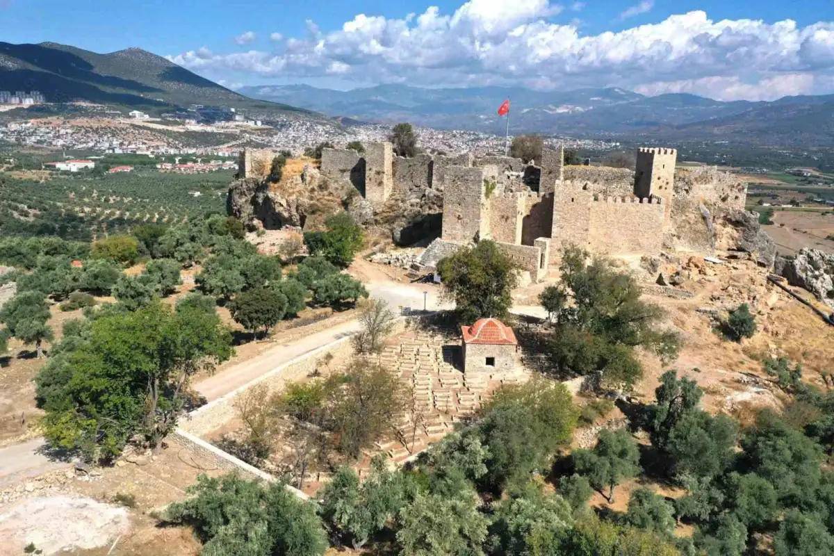 Milas'taki Beçin Kalesi ve Orta Çağ Kenti'nde asırlık miras ayağa kaldırılıyor 2