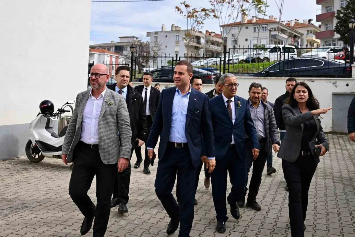 Balıkesir Büyükşehir Belediye Başkanı Akın'dan Ayvalık'a altyapı ve hizmet binası sözü 2