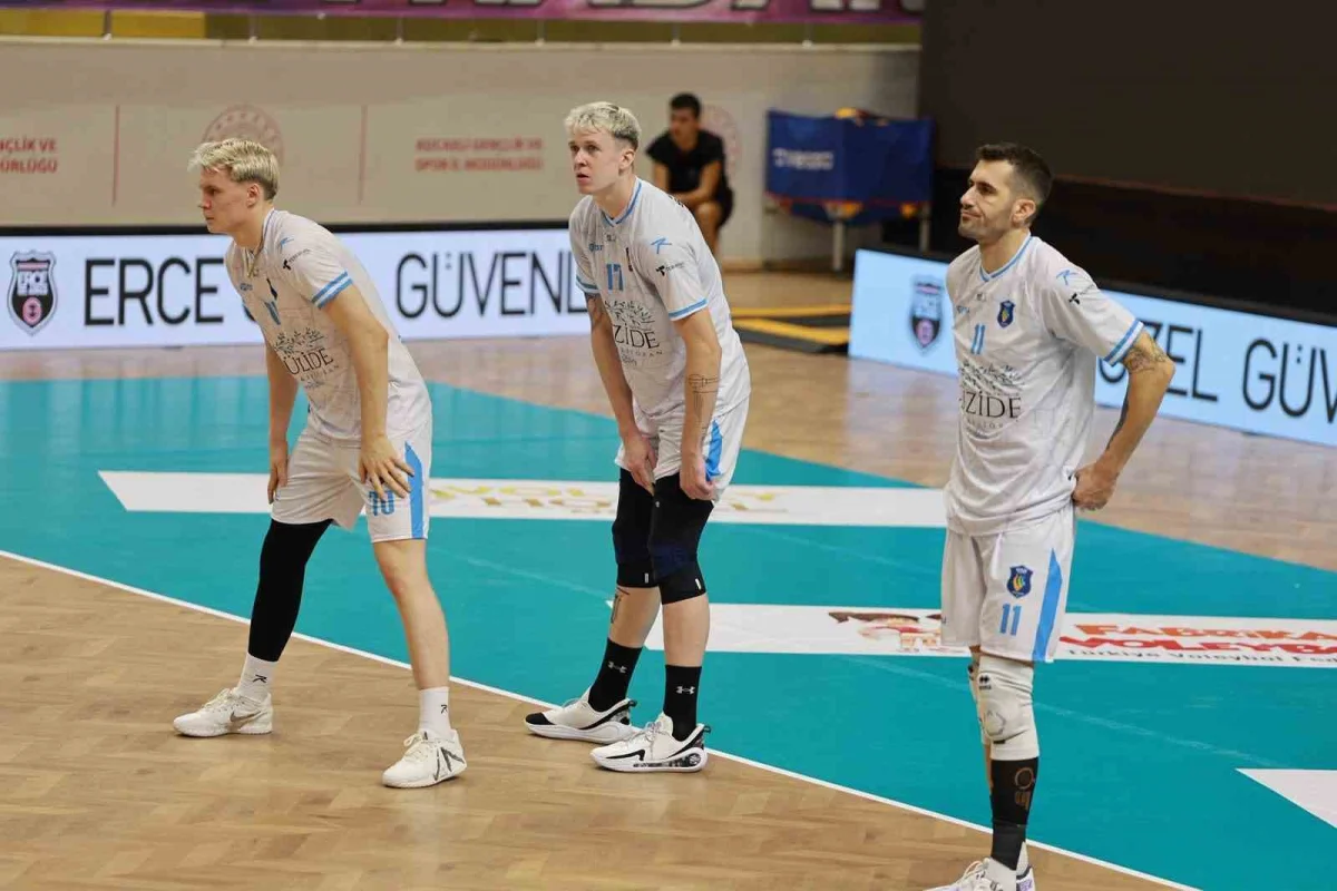 Gebze Belediyespor sahasında Sungurlu Belediyespor'u set vermeden geçti 2