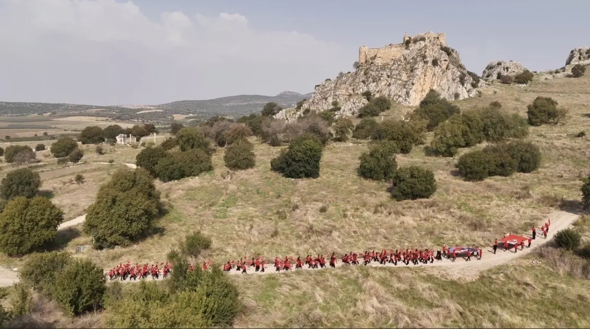 Osmaniye'de 103 öğrenci Cumhuriyet coşkusunu Kastabala Antik Kenti'nde yaşadı 3