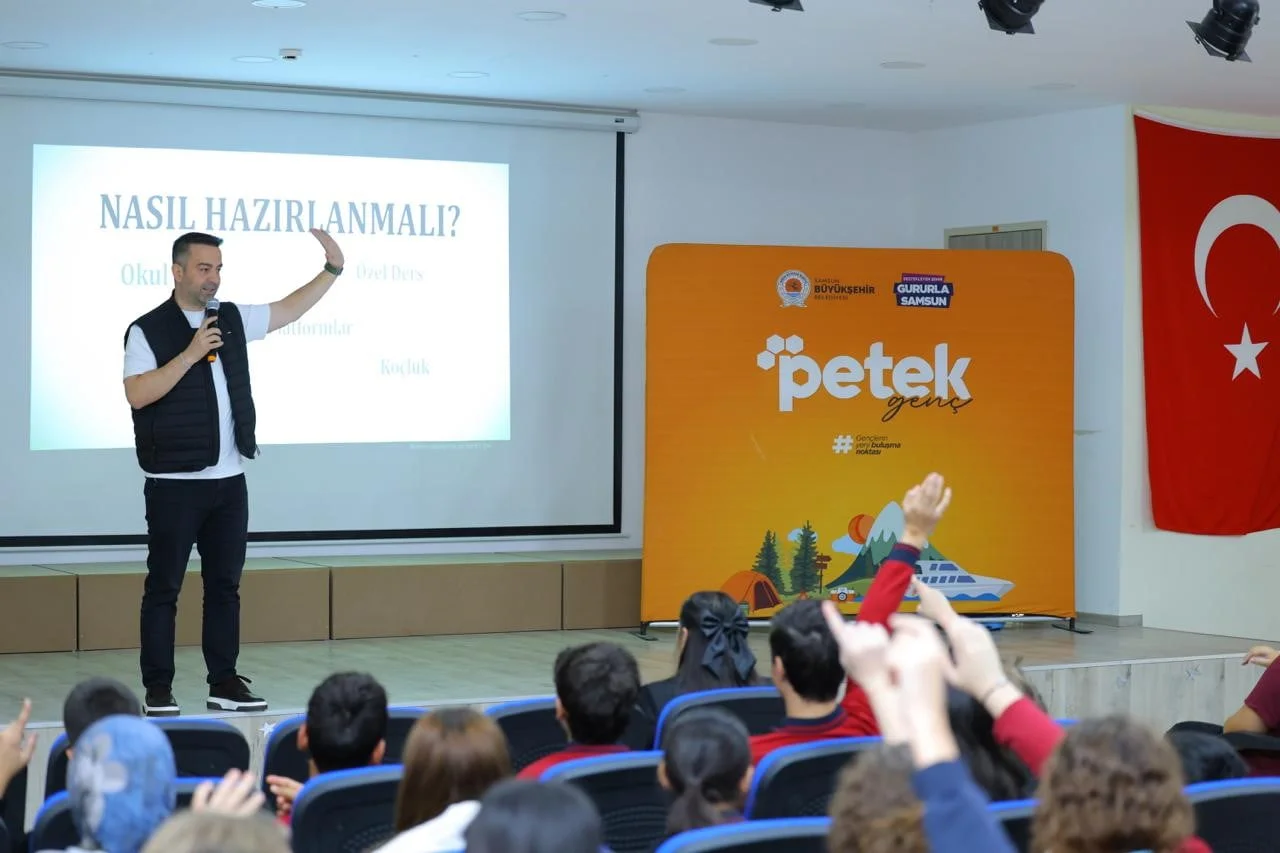 SAMSUN BÜYÜKŞEHİR BELEDİYESİ’NİN PETEK GENÇ PROGRAMLARI KAPSAMINDA YENİ EĞİTİM-ÖĞRETİM YILINDA 447...