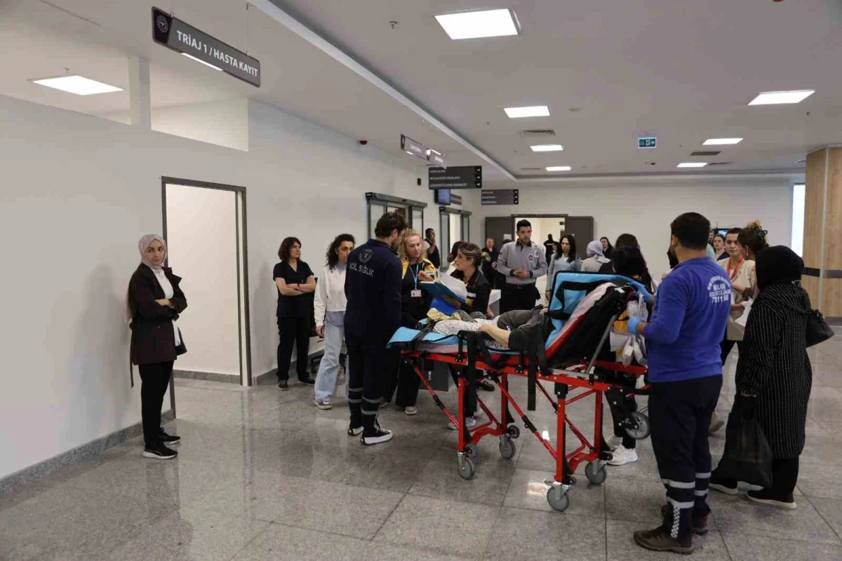Bursa Ali Osman Sönmez Devlet Hastanesi hasta kabulüne başladı 3