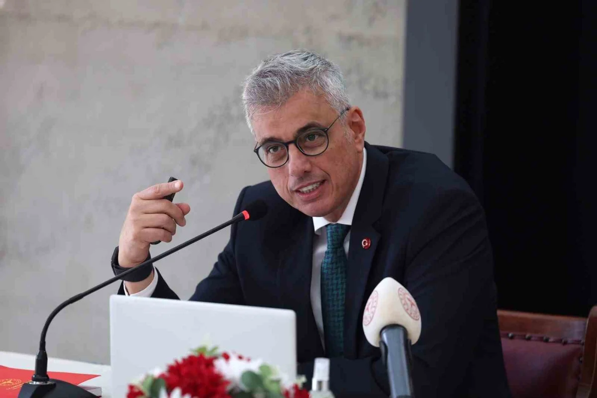 Bakan Memişoğlu açıkladı: Türkiye'de 13-17 yaş arası gençlerin yüzde 30'u sigara kullanıyor 3