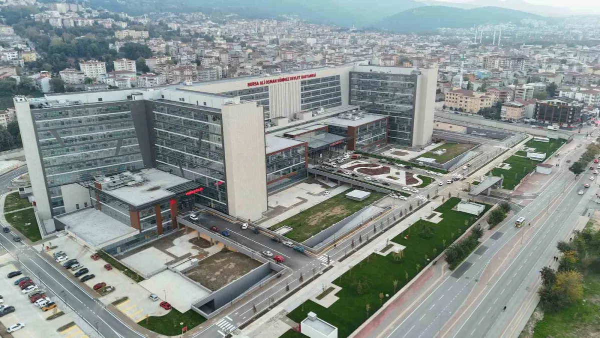 Bursa'da Ali Osman Sönmez Devlet Hastanesi hasta kabulüne başladı 5