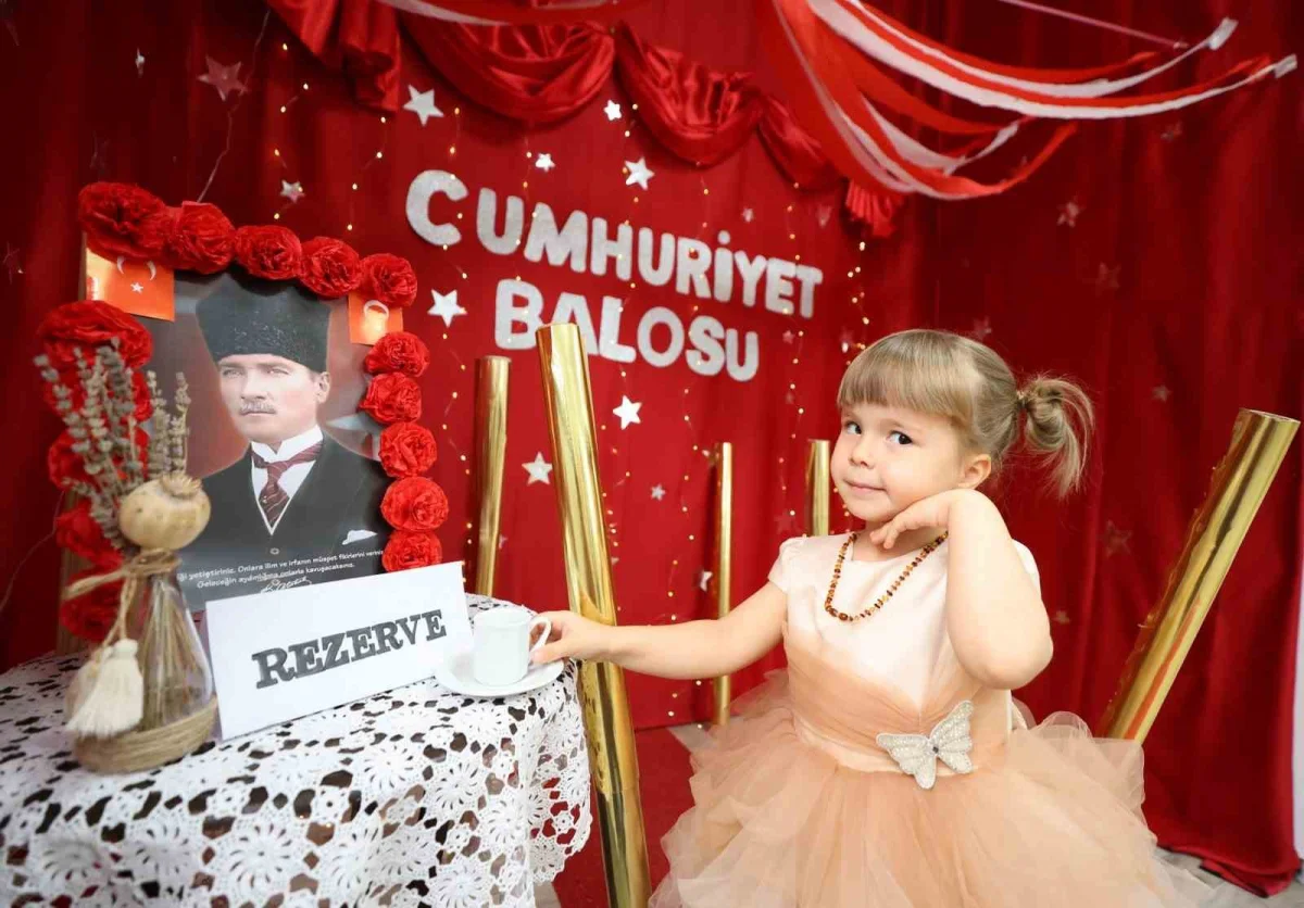 Yunusemre'de miniklerin 29 Ekim Cumhuriyet Bayramı coşkusu 5