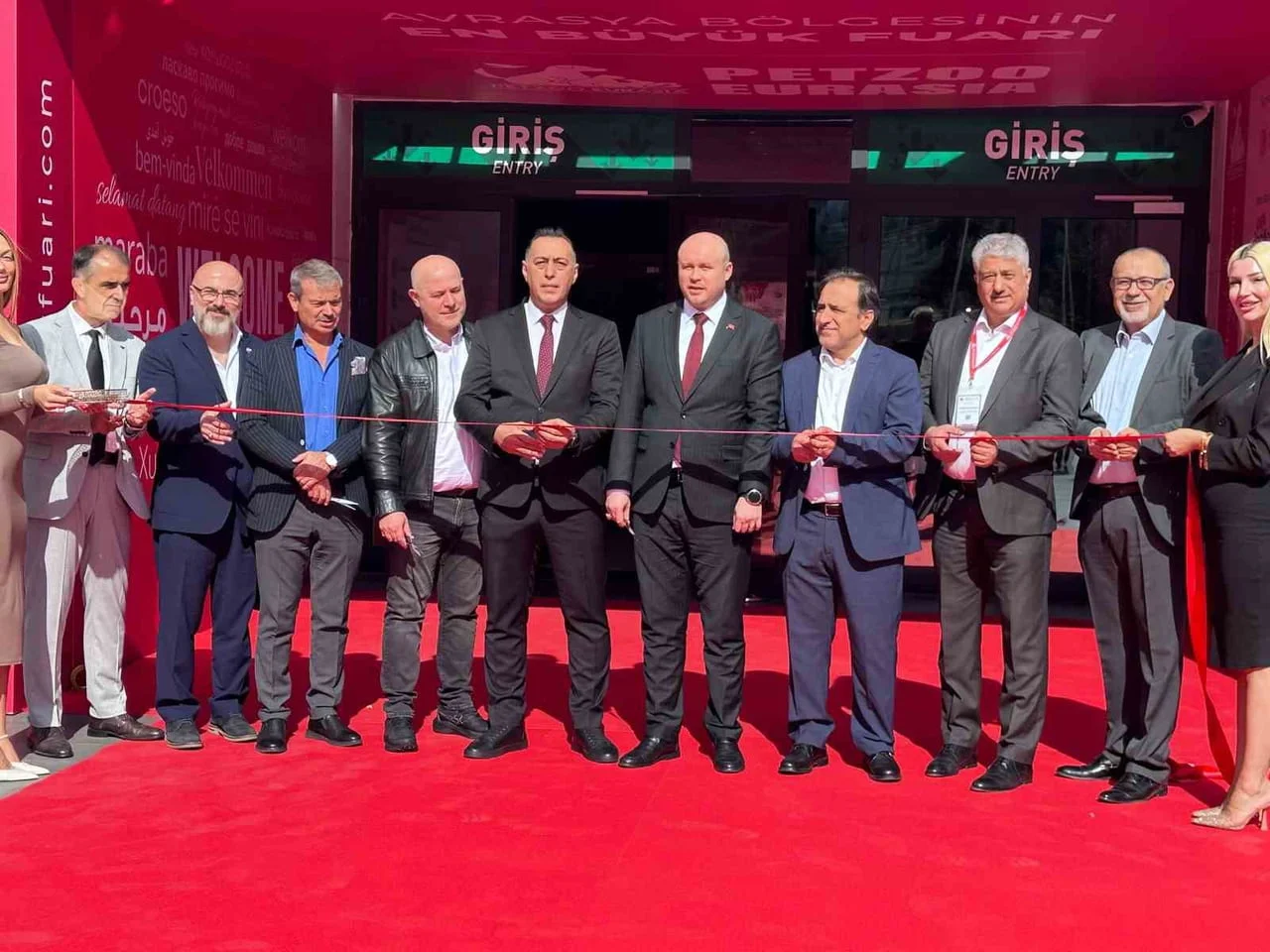EVCİL HAYVAN ÜRÜNLERİ SEKTÖRÜNÜN ÖNEMLİ BULUŞMALARINDAN PETZOO EURASİA 2026, BUGÜN İSTANBUL FUAR...