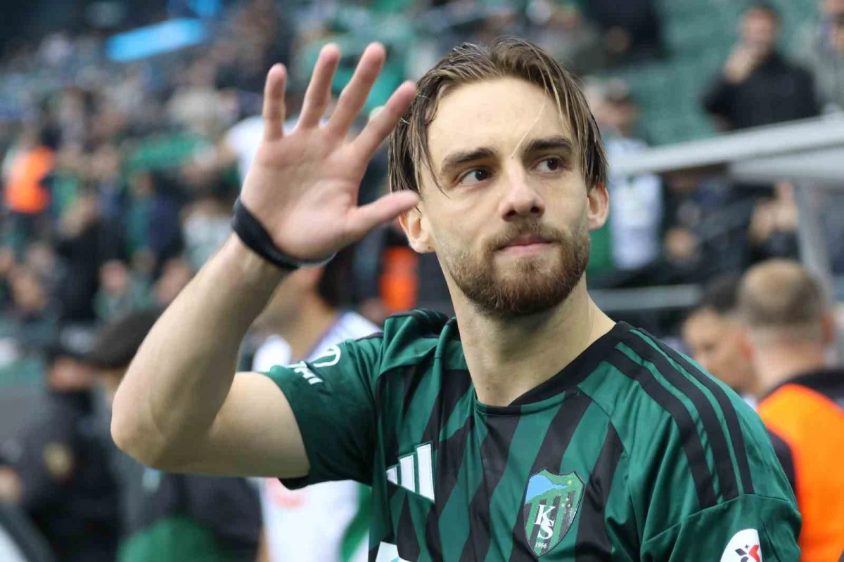 Trendyol Süper Lig: Kocaelispor - Çaykur Rizespor maçında ilk dakikalar golsüz geçildi 1