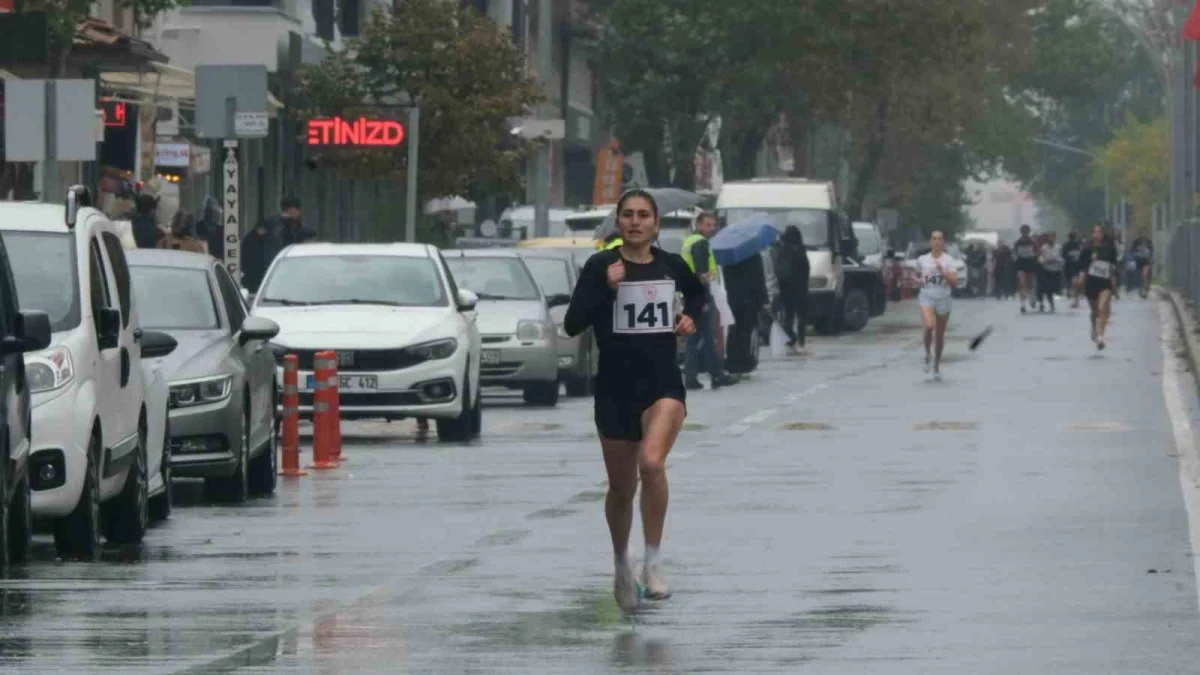 Erzincan'da Cumhuriyet Kupası heyecanı: 168 sporcu mücadele etti 3