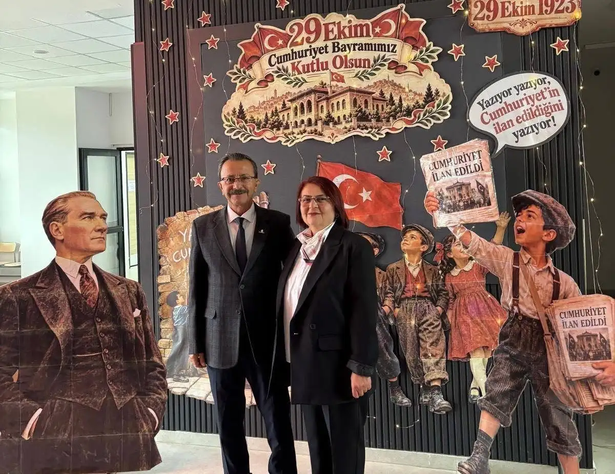 Sarıgöl'deki okullarda Cumhuriyet'in 103. yılı etkinliklerle kutlandı 1