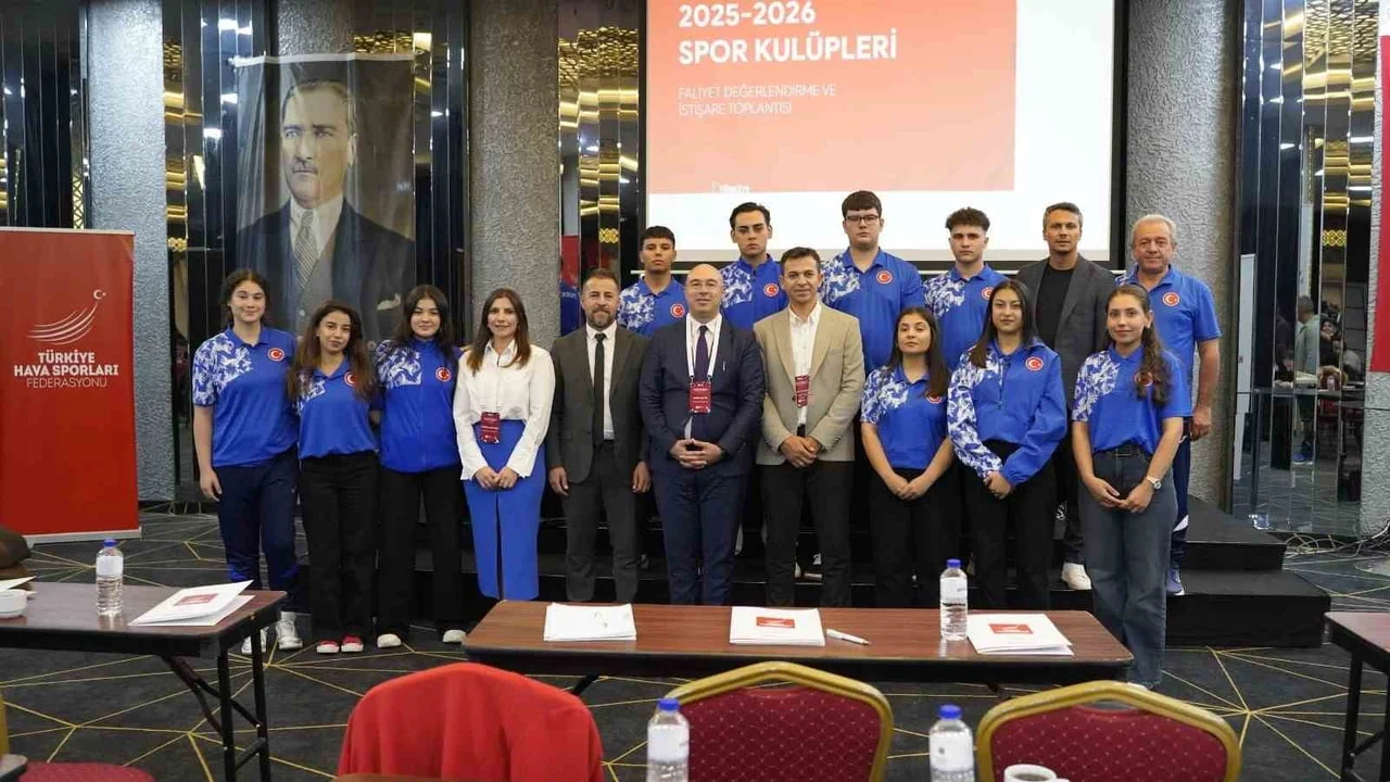 MANİSA’NIN ALAŞEHİR İLÇESİNDEN 10 GENÇ SPORCU, POLONYA’DA DÜZENLENEN 2026 FAI UZAY MODELLERİ...