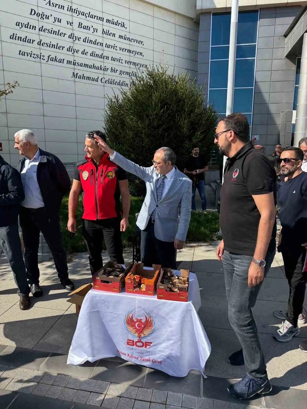Bingöl'de 'El Ele Güvenli Geleceğe' projesiyle 2 bin 200 kişiye ulaşıldı 3