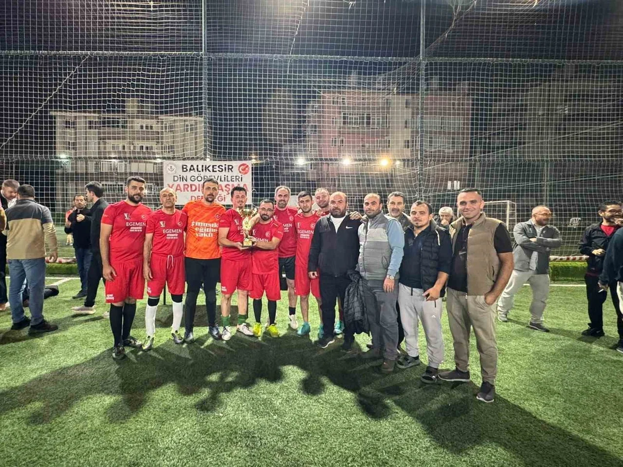 BALIKESİR DİN GÖREVLİLERİ DERNEĞİ TARAFINDAN BU YIL İKİNCİSİ DÜZENLENEN DİN GÖREVLİLERİ HALI SAHA...