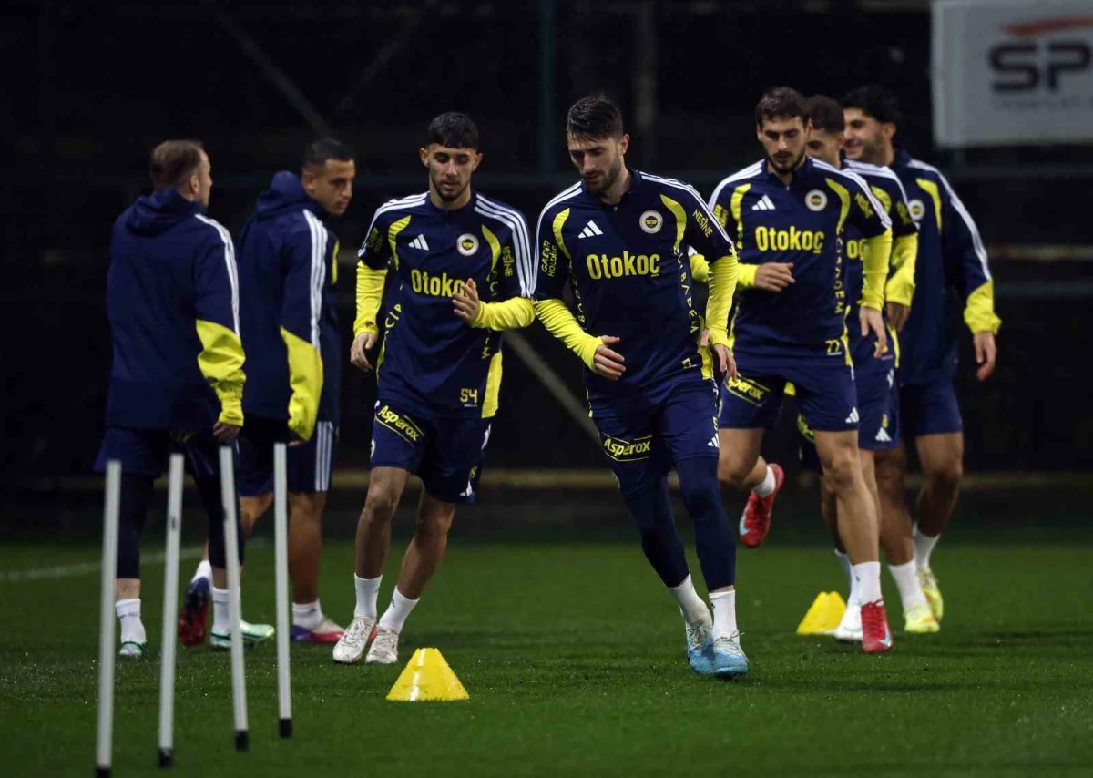 Fenerbahçe, Göztepe maçı hazırlıklarını tamamladı 1
