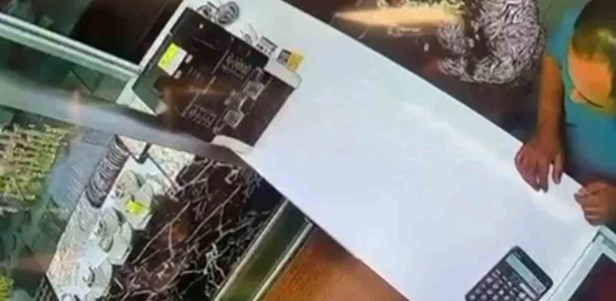 Adana'dan Hatay'a gelerek 100 bin TL'lik altın çalan hırsızlar yakalandı 2