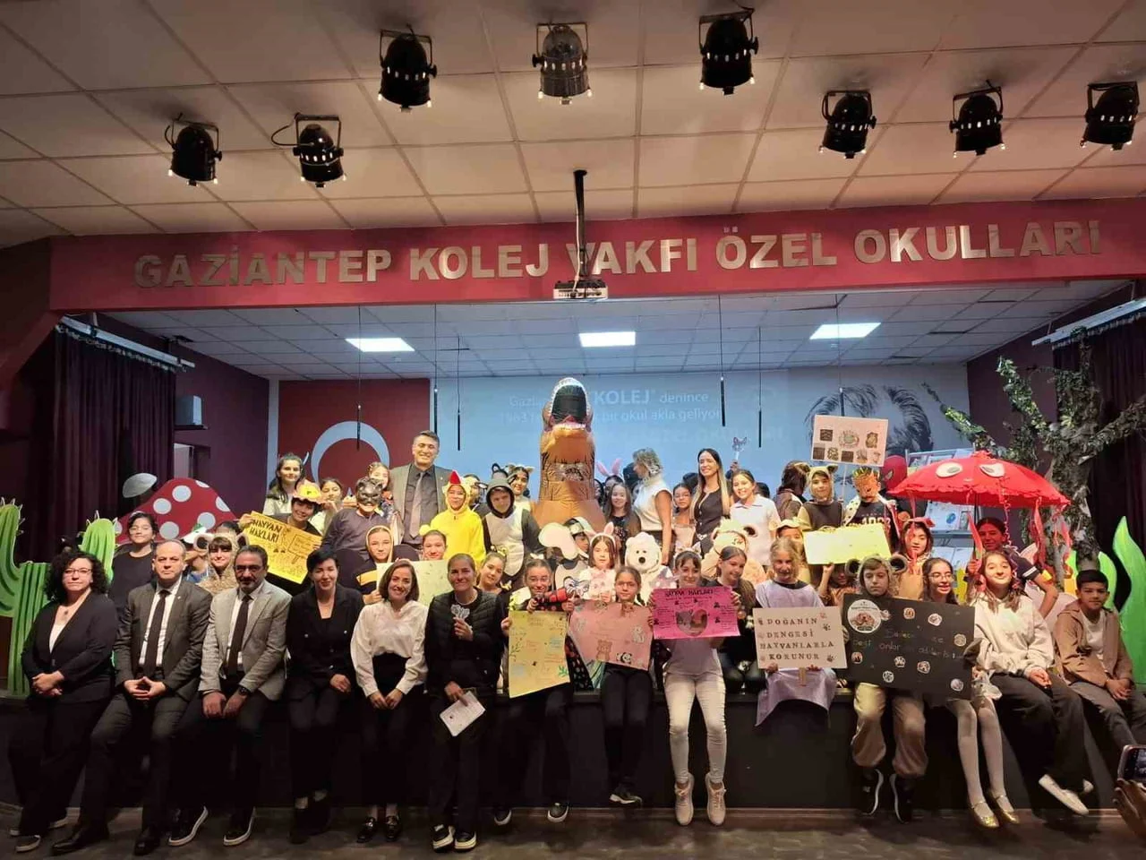 GKV’Lİ MİNİKLERDEN HAYVAN HAKLARI İÇİN ANLAMLI EYLEM
