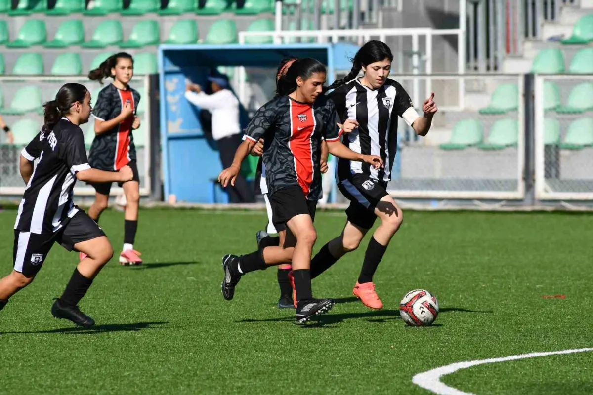 Kılıçaslan Yıldızspor sahadan 7-3'lük galibiyetle ayrıldı 2