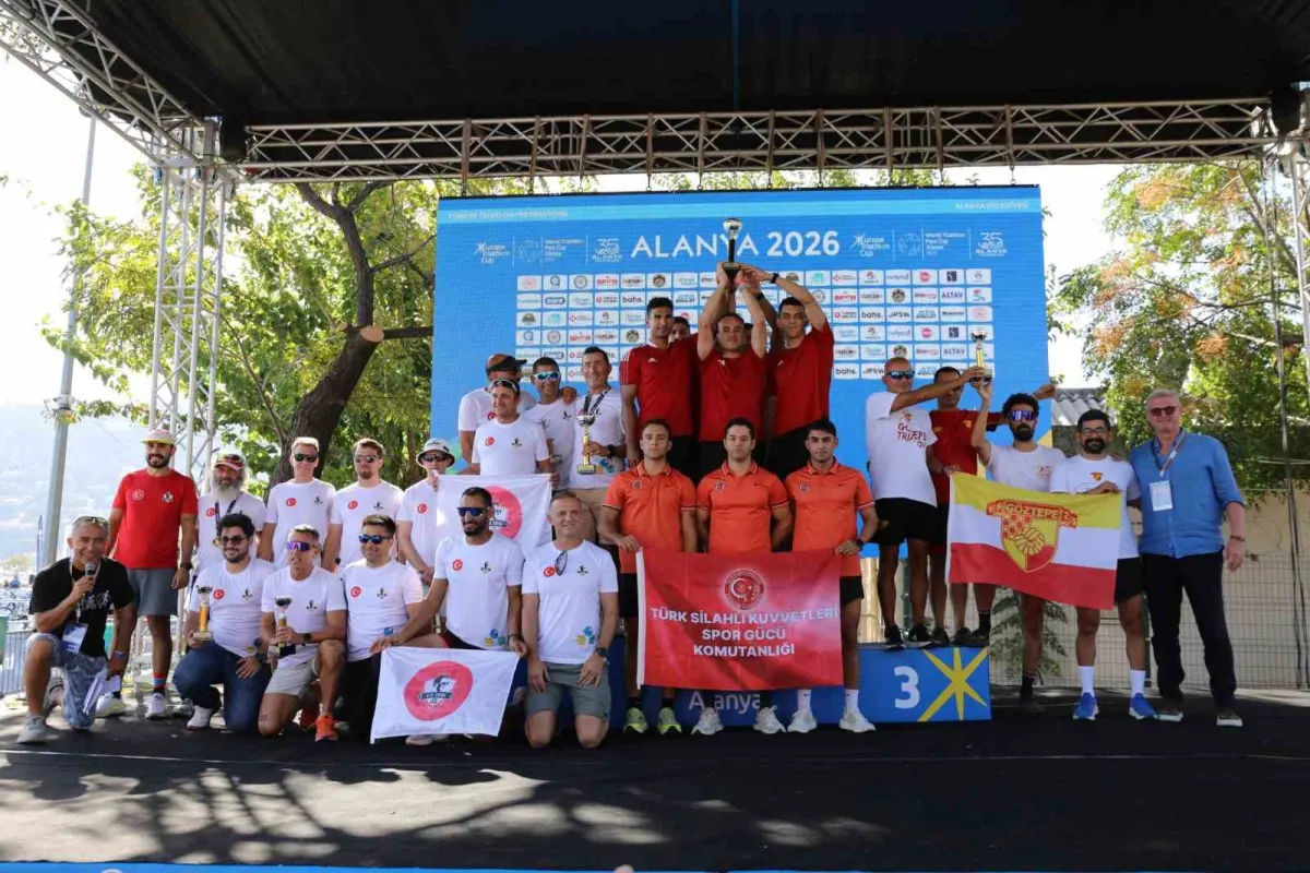 Alanya'da 35. Uluslararası Triatlon heyecanı sona erdi 5