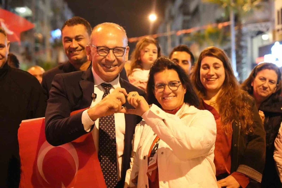 Turgutlu'da Cumhuriyet'in 103'üncü yılı Işın Karaca konseriyle kutlandı 3