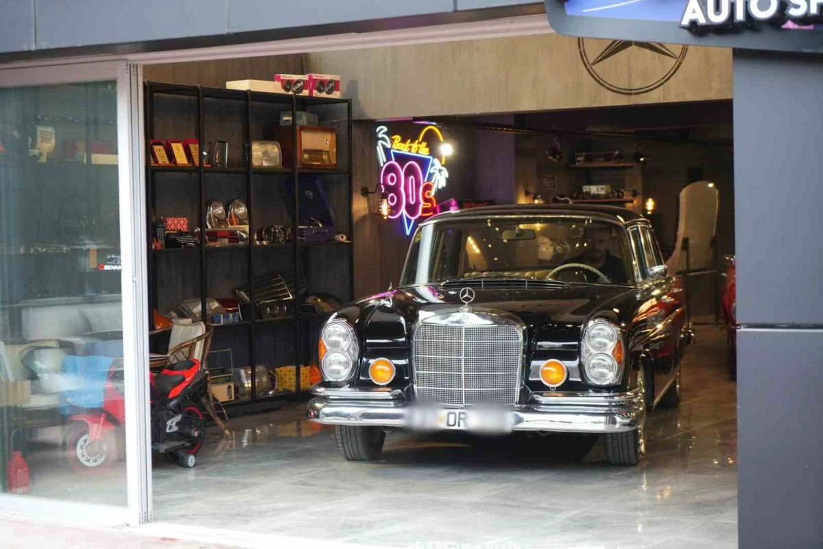 Samsun'da oyuncak araba tutkusu paha biçilemez Mercedes müzesine dönüştü 5
