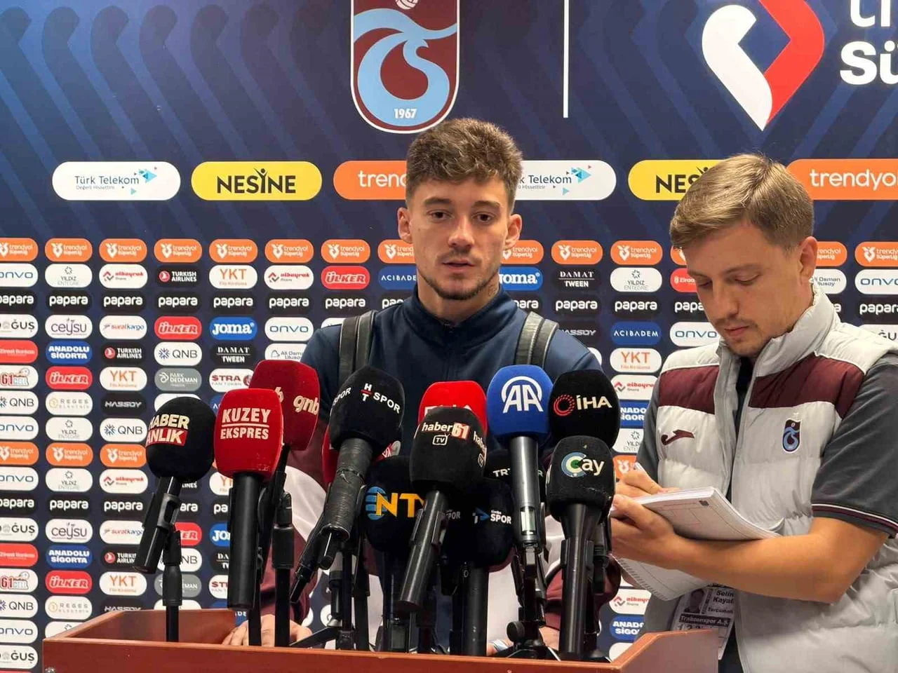 TRABZONSPOR’UN SAHASINDA BEŞİKTAŞ’I 2-0 MAĞLUP ETTİĞİ KARŞILAŞMANIN ARDINDAN BORDO-MAVİLİ OYUNCU...