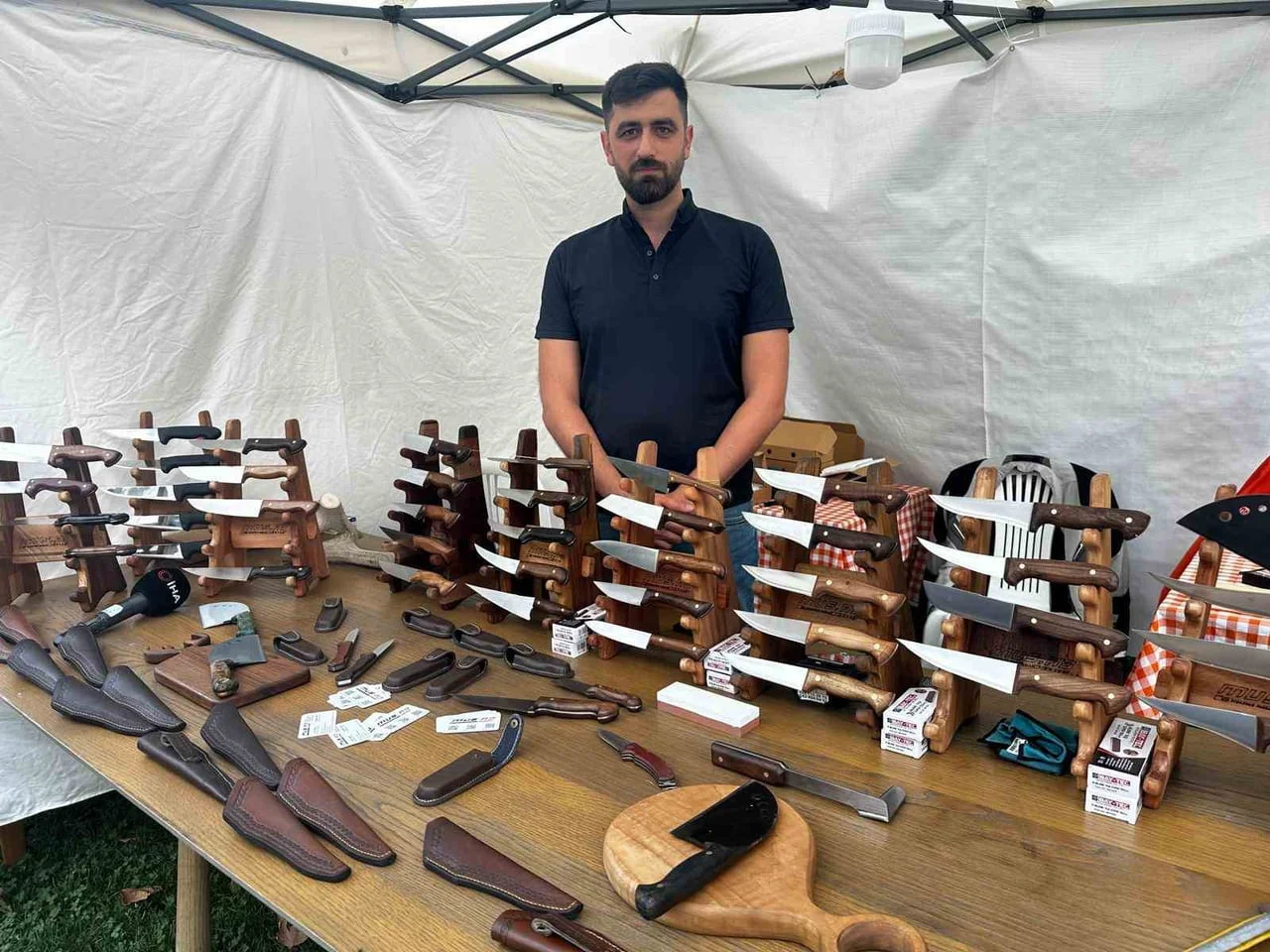BURSA'DA 8 YILDIR BIÇAKÇILIK YAPAN ADEM ÇOBAN'IN, HAYVAN SAĞLIĞI İÇİN GELİŞTİRDİĞİ VE TÜRK PATENT...