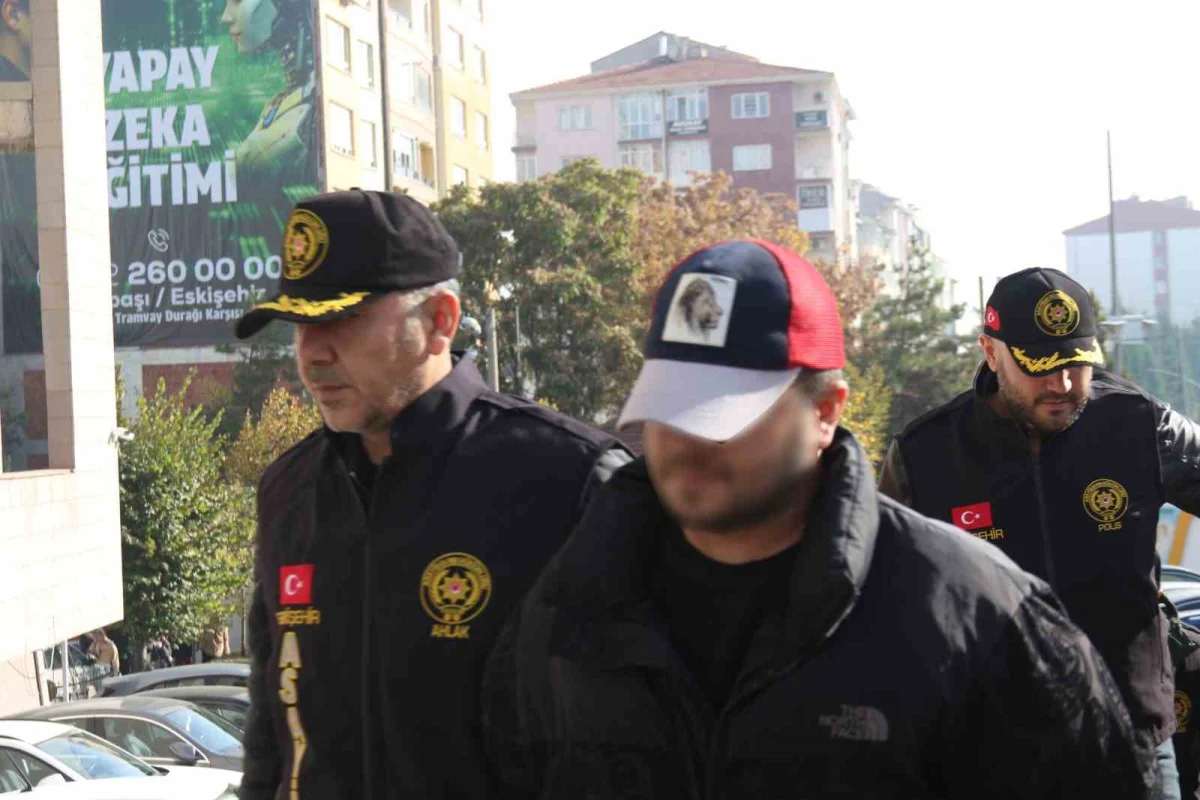 Eskişehir merkezli fuhuş operasyonunda 18 şüpheli tutuklandı 2