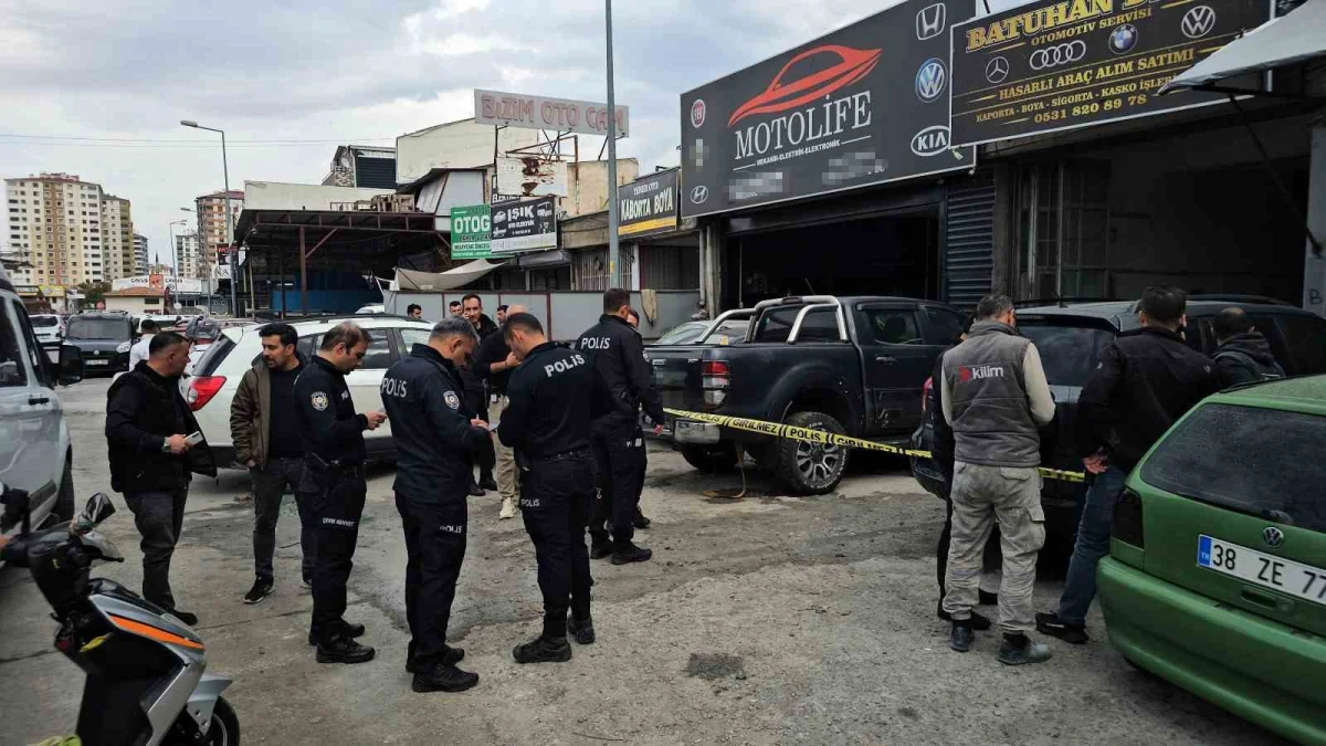 Kayseri'de oto tamircisinde silahlı kavga: Biri ağır 3 yaralı 1