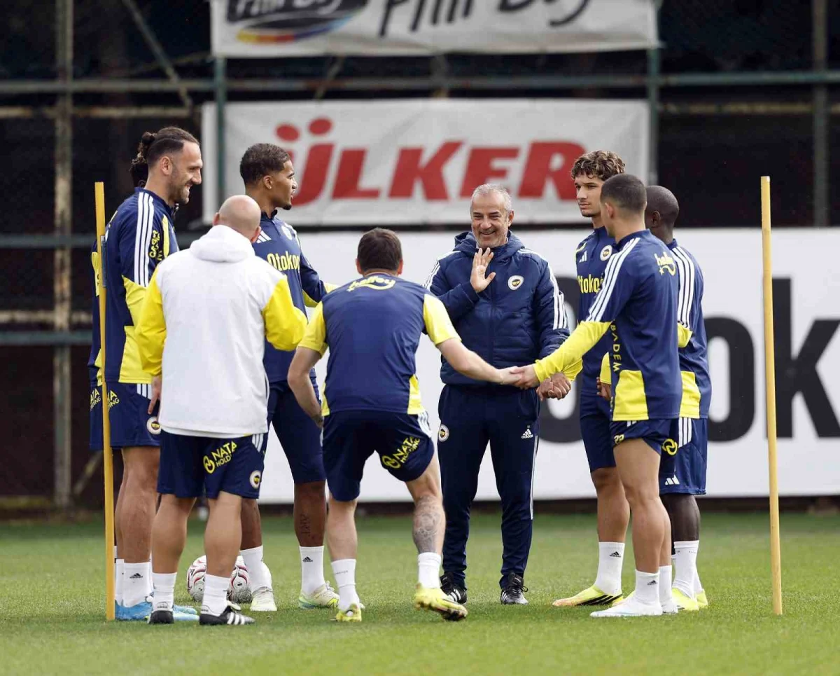 Fenerbahçe'de Galatasaray derbisi hazırlıkları sürüyor 1